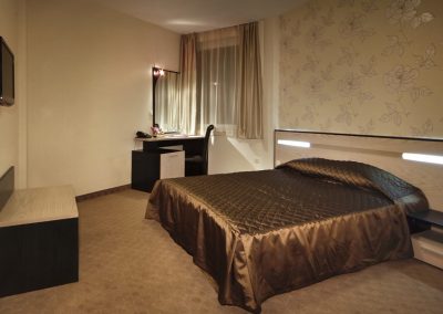deluxe-room